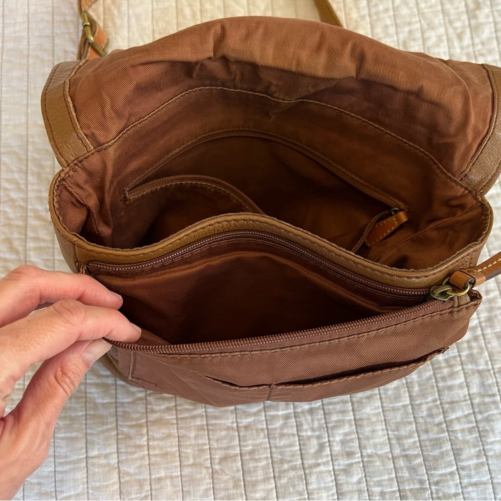 Women’s Fossil Leather Crossbody Bag - Brown - Picture 5 of 8